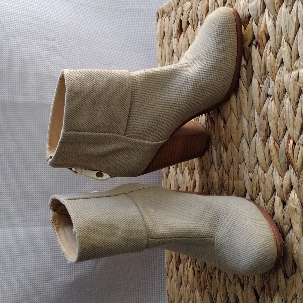 Rag and Bone Newbury beige ankle booties 8.5 - Picture 2 of 12